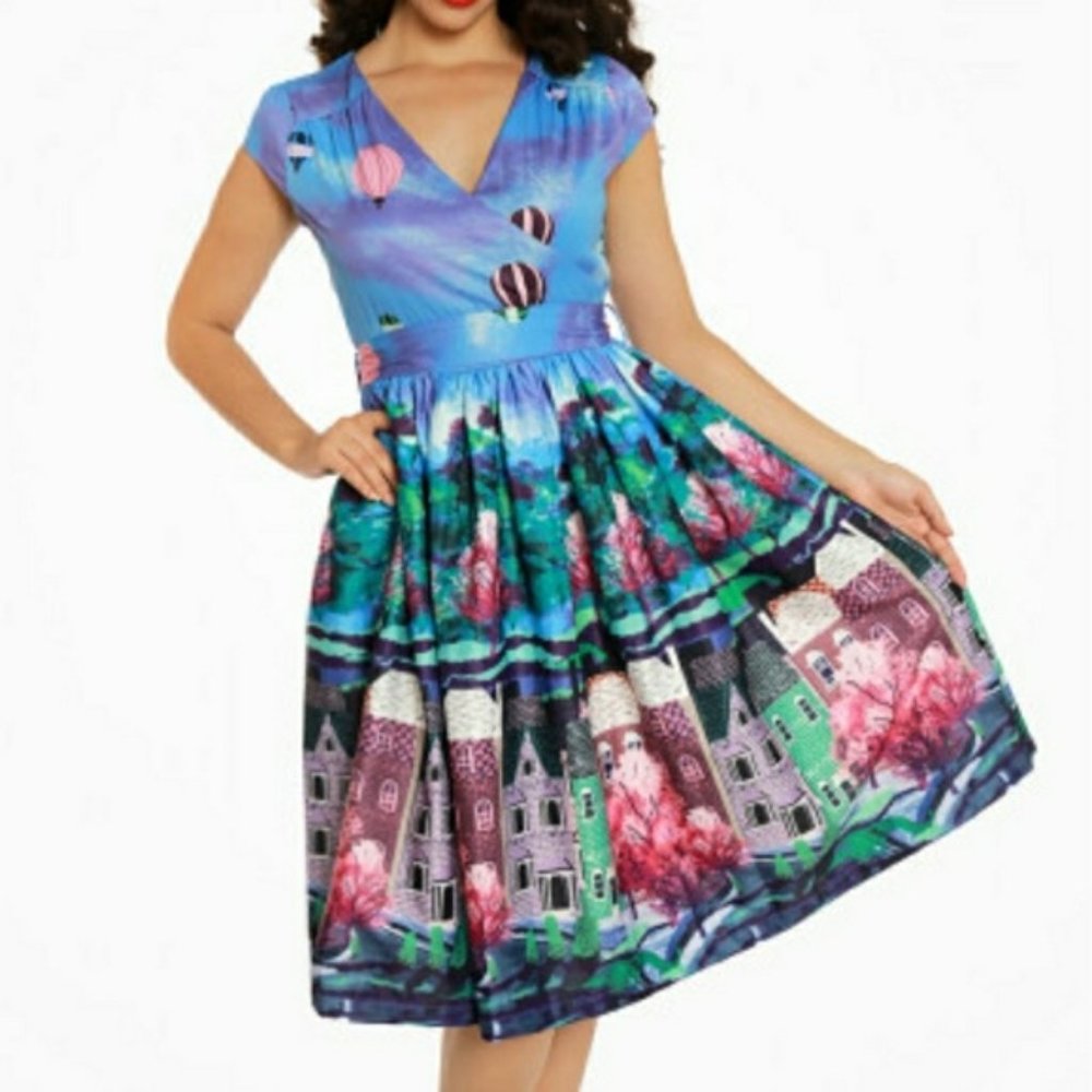 Lindy Bop Dawn dress hot air balloons and street scene US8/UK12